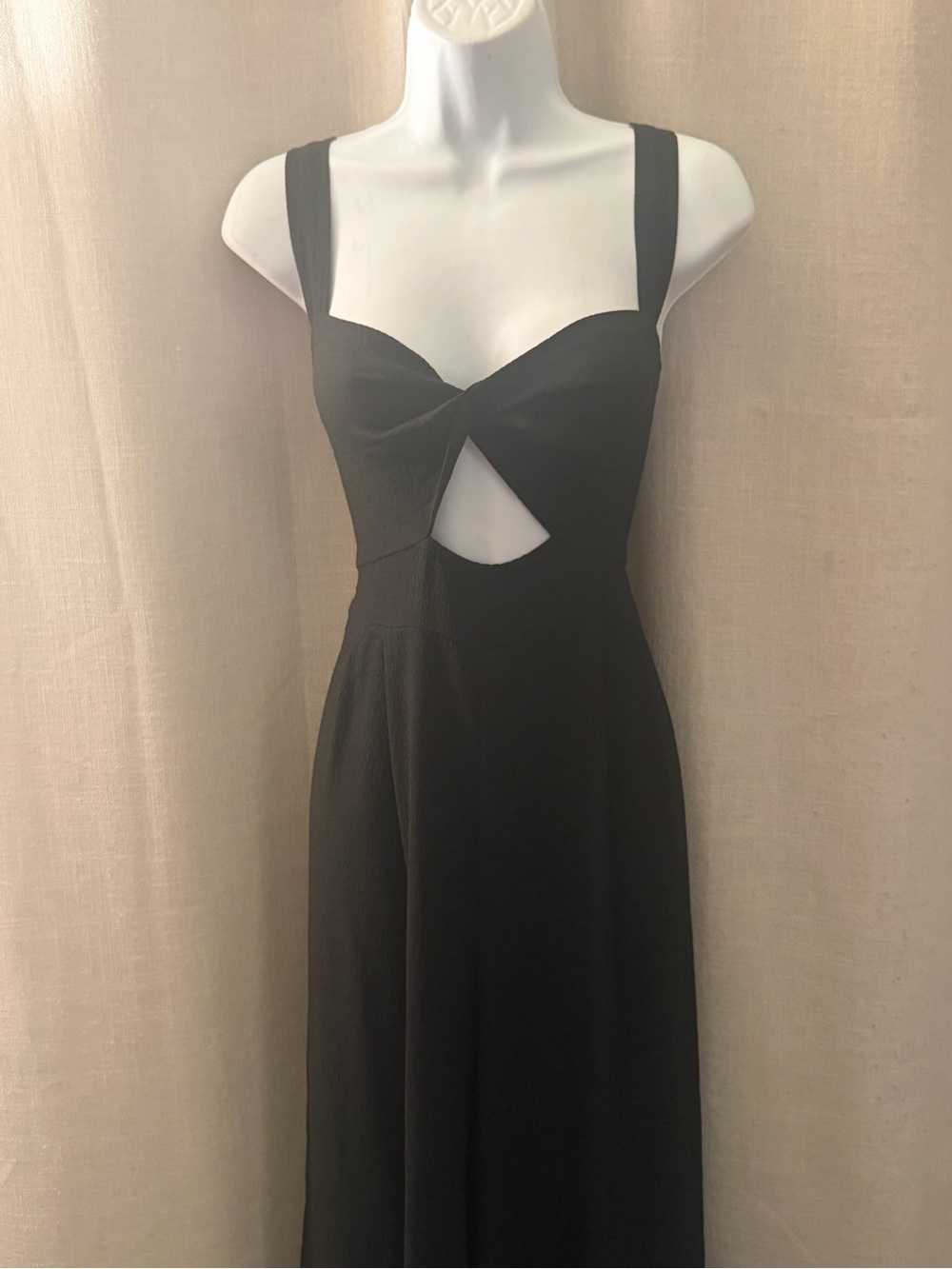 Black Twist-Front Cutout Sleeveless Wide Legged Jumpsuit